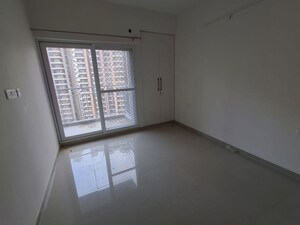 Room in 2 BHK Apartment at RG Luxury Homes, Sector 16b Greater Noida – for Sale