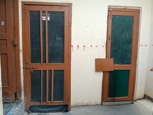 1 RK Builder Floor For Rent in Industrial Area Phase ii