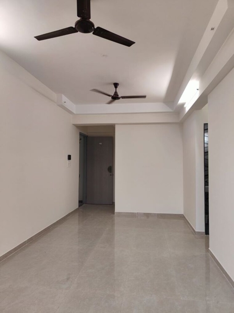 Living Room, damji-shamji-mahavir-spring-tulip-phase-1 2 Bedroom 720 Sq.Ft. Apartment In Pokhran Road No Two Thane 10662985
