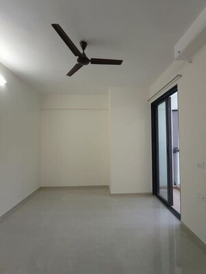 Bedroom in 2 BHK Apartment at Damji Shamji Mahavir Spring Tulip Phase 1, Pokhran Road No Two – for Rent