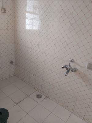 Bathroom in 3 BHK Apartment at Rambaug Colony – for Rent