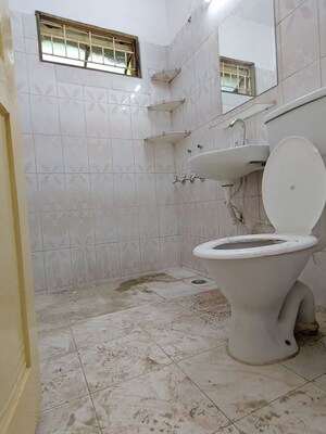 Bathroom in 3 BHK Apartment at Vasant Kunj – for Rent