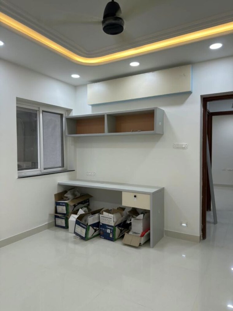  Parking, bricks-skywoods 2.5 Bedroom 1560 Sq.Ft. Apartment In Tellapur Hyderabad 10663030