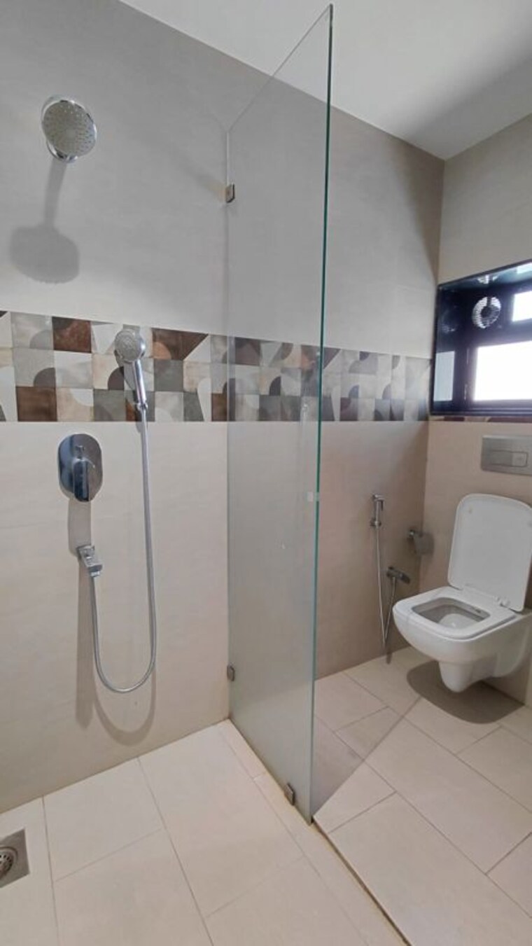 Bathroom, rizvi-complex-phase-ii 2.5 Bedroom 900 Sq.Ft. Apartment In Bandra West Mumbai 10663033