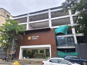  Shop For Sale in Juhu