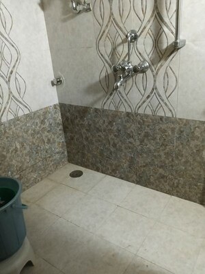 Bathroom in 2 BHK Apartment at Natasha Park 2, Mira Road – for Rent