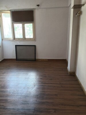 Room in 2 BHK Apartment at Natasha Park 2, Mira Road – for Rent