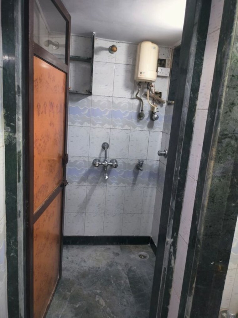 Bathroom, radhika-chs-kopar-khairane 2 Bedroom 980 Sq.Ft. Apartment In Kopar Khairane Navi Mumbai 10663098