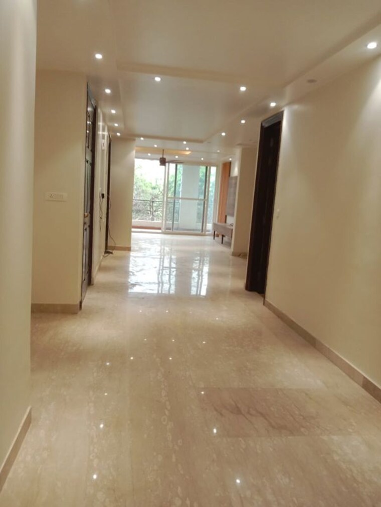 Room, sector 45 4 Bedroom 2100 Sq.Ft. Builder Floor In Sector 45 Gurgaon 10663119
