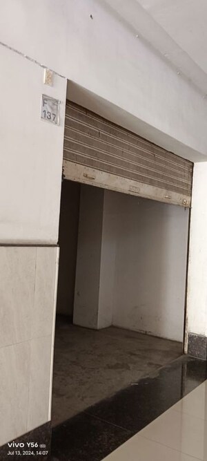 Room in  Showroom at Unitech Uniworld Downtown, Rajarhat – for Rent