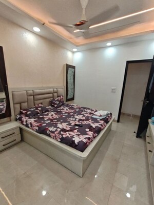 Bedroom in 3.5 BHK Apartment at Elite Golf Green, Sector 79 – for Rent