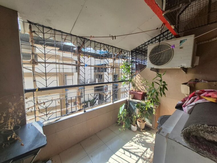 Balcony, naiknavare-park-dew-chs-ltd 3 Bedroom 1800 Sq.Ft. Apartment In Kharghar Navi Mumbai 10663102