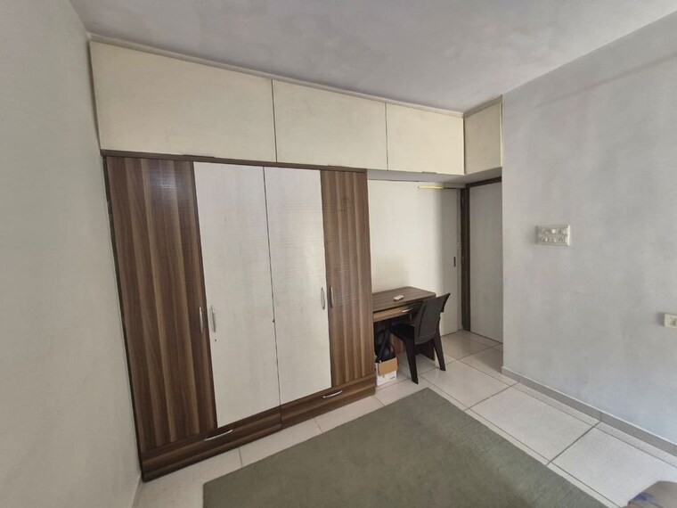 Room, naiknavare-park-dew-chs-ltd 3 Bedroom 1800 Sq.Ft. Apartment In Kharghar Navi Mumbai 10663102