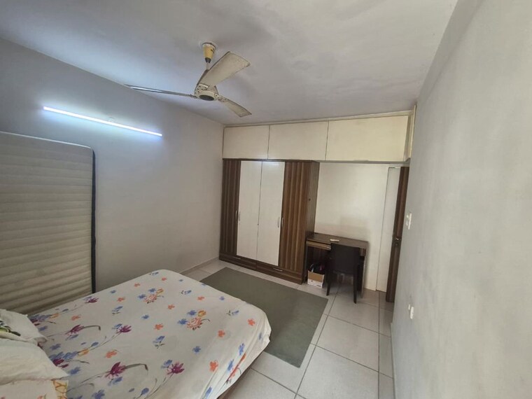 Bedroom, naiknavare-park-dew-chs-ltd 3 Bedroom 1800 Sq.Ft. Apartment In Kharghar Navi Mumbai 10663102