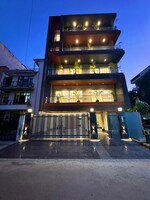 4 BHK +  2100 Sq.Ft. Builder Floor in Sector 45