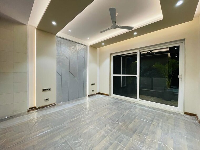Room, sector 45 4 Bedroom 2100 Sq.Ft. Builder Floor In Sector 45 Gurgaon 10663142