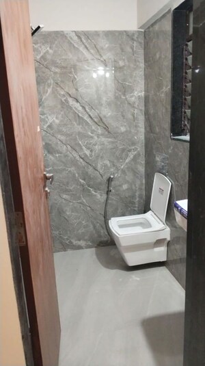 Bathroom in 1.5 BHK Apartment at Prabhadevi – for Rent