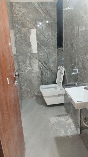Bathroom in 1.5 BHK Apartment at Prabhadevi – for Rent
