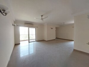 Room in 3 BHK Apartment at BPTP Freedom Park Life, Sector 57 – for Rent