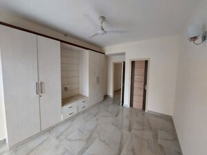 Room in 3 BHK Apartment at BPTP Freedom Park Life, Sector 57 – for Rent