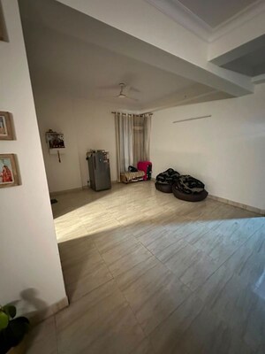 Room in 3 BHK Apartment at AEZ Aloha, Sector 57 – for Rent