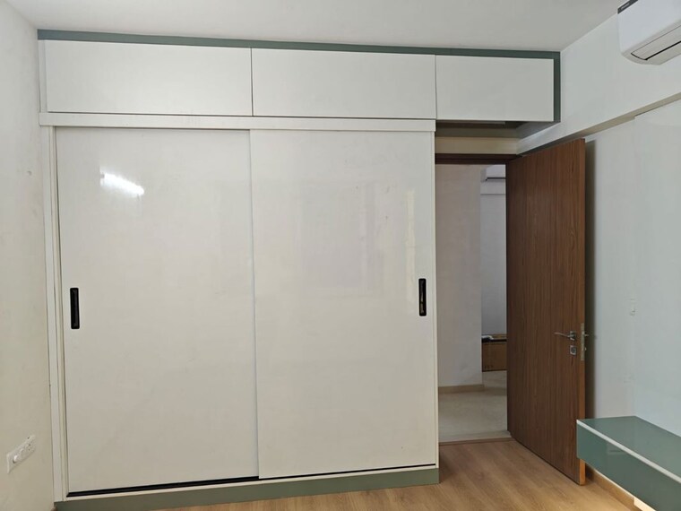 Room, godrej-woods 4 Bedroom 2259 Sq.Ft. Apartment In Sector 43 Noida 10663190
