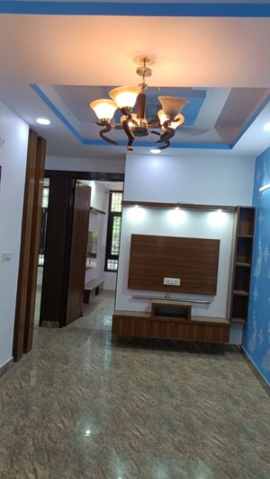 Living Room in 3 BHK Builder Floor at Vaishali Sector 4 – for Rent