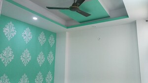 Room in 3 BHK Builder Floor at Vaishali Sector 4 – for Rent