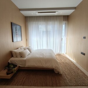 Living Room in 4 BHK Apartment at Progressive One, Vashi Sector 4 – for Sale