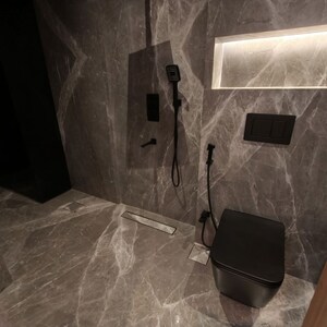 Bathroom in 4 BHK Apartment at Progressive One, Vashi Sector 4 – for Sale