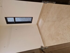 Furnished Amenities in 3 BHK Builder Floor at Sector 46 – for Sale
