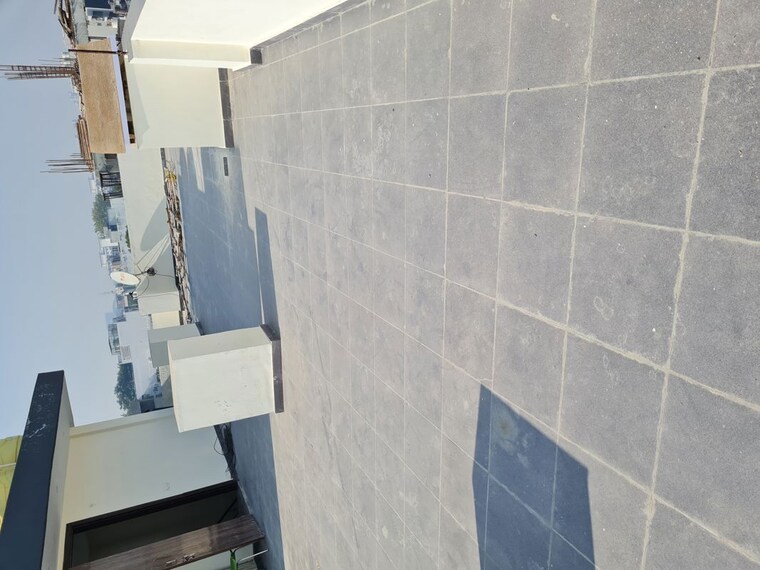 Bathroom, sector 46 3 Bedroom 1500 Sq.Ft. Builder Floor In Sector 46 Gurgaon 10663220