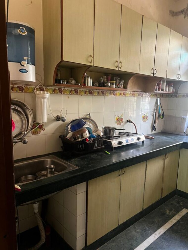 Kitchen, sector 40 2 Bedroom 205 Sq.Yd. Builder Floor In Sector 40 Gurgaon 10663214
