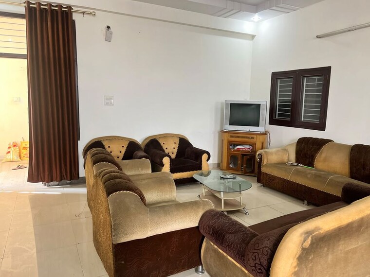 Living Room, south city 2 2 Bedroom 1400 Sq.Ft. Builder Floor In South City 2 Gurgaon 10663231