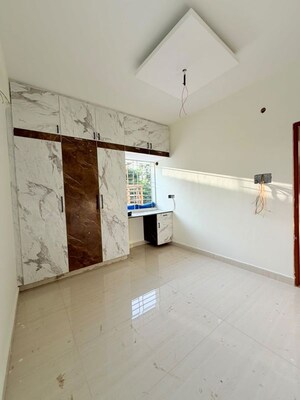 Room in 1 BHK Apartment at Hsr Layout – for Rent