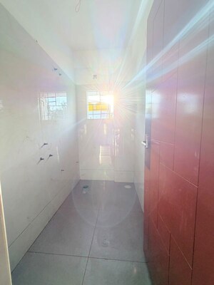 Bathroom in 1 BHK Apartment at Hsr Layout – for Rent
