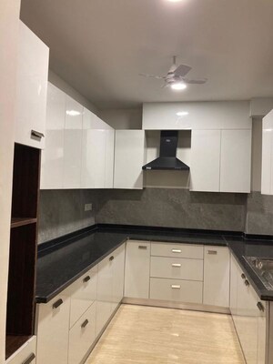 Kitchen in 4 BHK Builder Floor at Sector 46 – for Sale