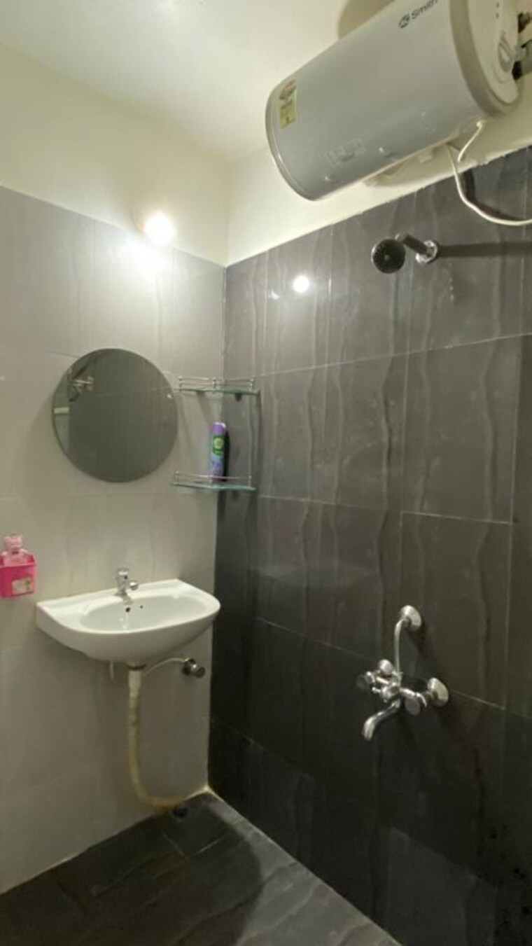 Bathroom, vishal-leela-residency 2 Bedroom 800 Sq.Ft. Apartment In Kharadi Pune 10663245