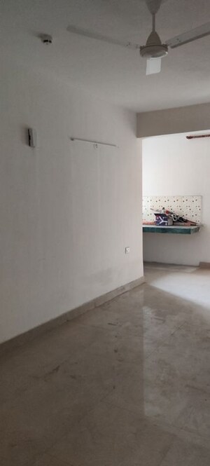 Room in 2 BHK Apartment at Zara Rossa, Sector 112 – for Rent