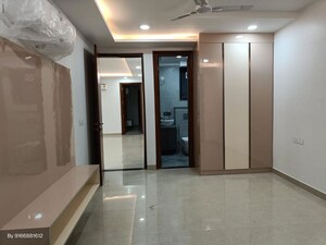 Building Lobby in 4 BHK Builder Floor at Sector 46 – for Sale