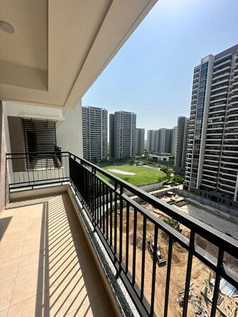 3 BHK +  1689 Sq.Ft. Apartment in Hero Homes Gurgaon