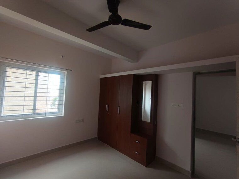 Room, sarjapur 2 Bedroom 650 Sq.Ft. Apartment In Sarjapur Bangalore 10663274
