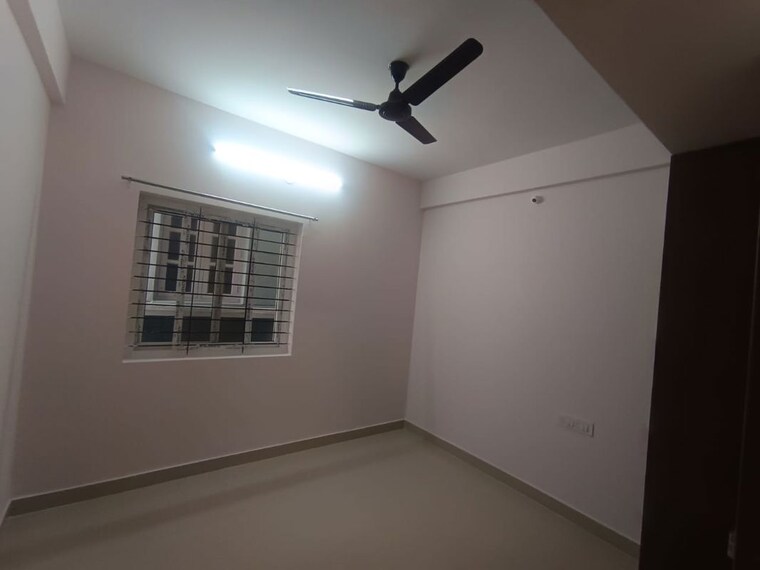 Room, sarjapur 2 Bedroom 650 Sq.Ft. Apartment In Sarjapur Bangalore 10663274