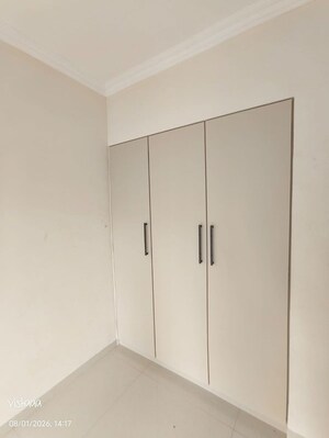 Room in 1 BHK Apartment at Raunak Bliss, Ghodbunder Road – for Rent