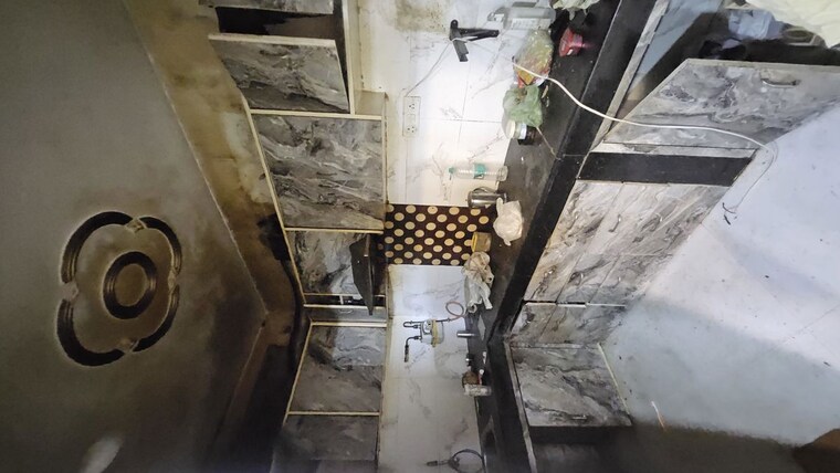 Kitchen, dilshad garden 3 Bedroom 900 Sq.Ft. Apartment In Dilshad Garden Delhi 10663278