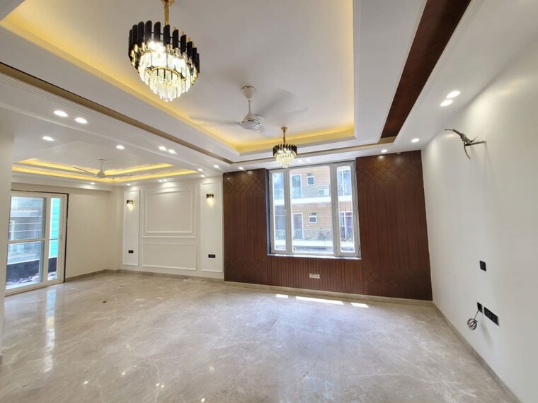Room, sector 52 3 Bedroom 1500 Sq.Ft. Builder Floor In Sector 52 Gurgaon 10663279