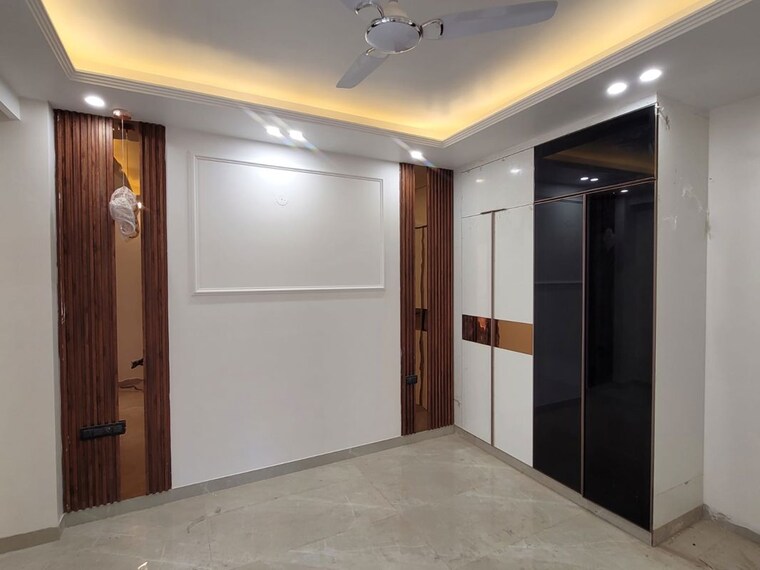 Room, sector 52 3 Bedroom 1500 Sq.Ft. Builder Floor In Sector 52 Gurgaon 10663279