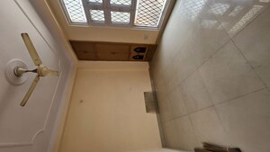 Bedroom in 3 BHK Builder Floor at Dilshad Colony – for Sale
