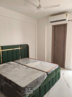 Bedroom in 3 BHK Apartment at Signature Global City 81, Sector 81 – for Rent