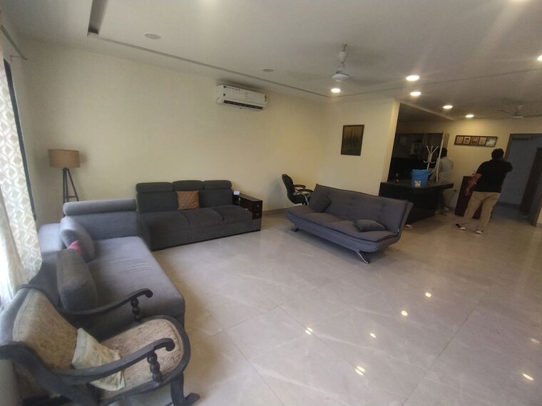 Team Area, greater kailash ii 3 Bedroom 2000 Sq.Ft. Builder Floor In Greater Kailash ii Delhi 10663312
